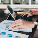 FLR比率とは？飲食店の利益を左右する「3つのコスト管理指標」完全ガイド