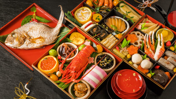 おせちとは？起源・歴史・一品一品に込められた意味を解説