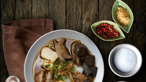 麻婆豆腐や煮物の「とろみ」が消える怪奇現象 — 唾液・温度・pHの科学